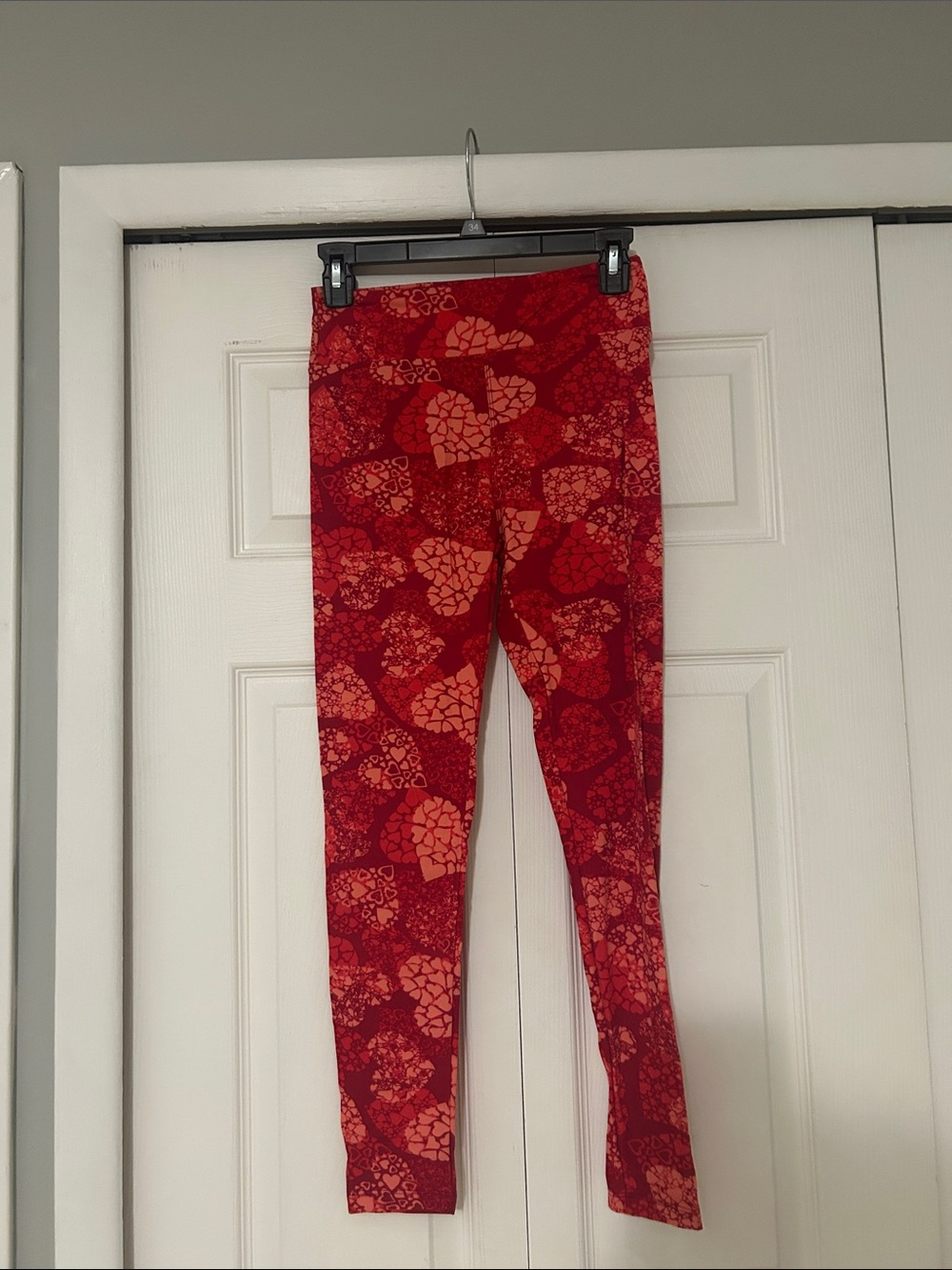 LuLaRoe Red Heart-Print Leggings